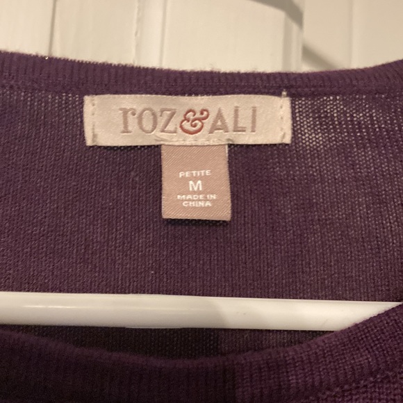 Blouse - Picture 2 of 4